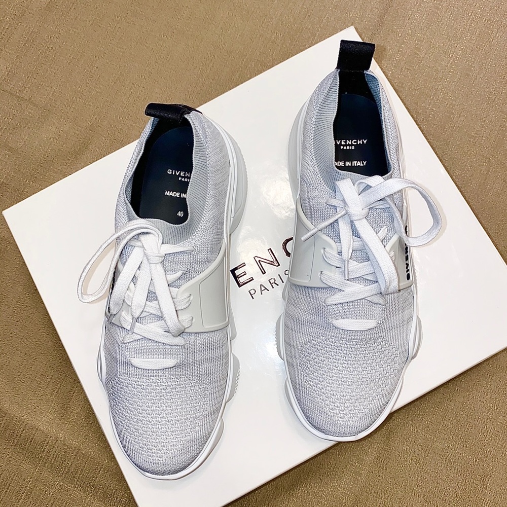 Givenchy Basse Jaw Sneakers - Picture 8 of 10